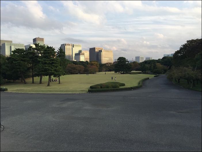 The Imperial Palace Grounds are in the middle of Tokyo.