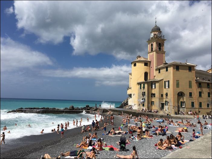 Main Beach (Camogli, Italy)