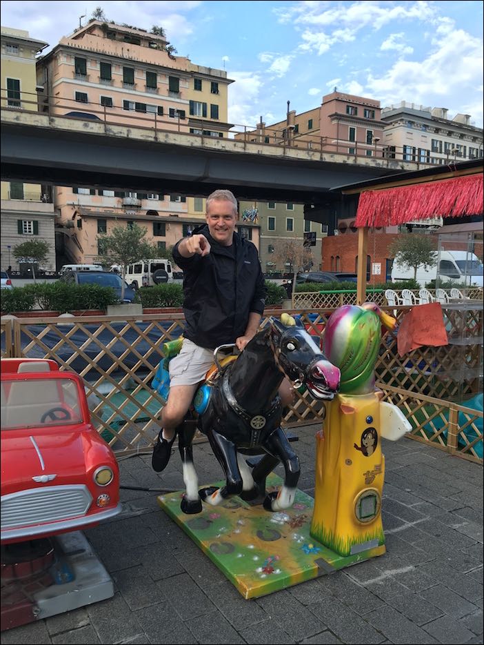Riding a noble steed (Genoa, Italy)