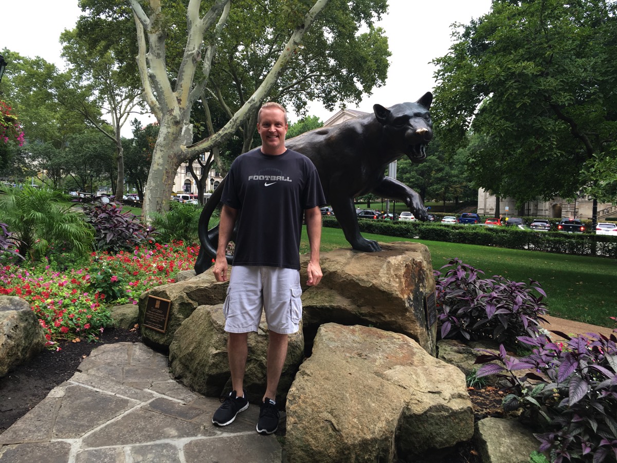 Panther statue on the University of Pittsburgh campus
