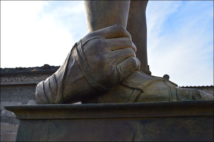 Statue in Pompeii (Italy)